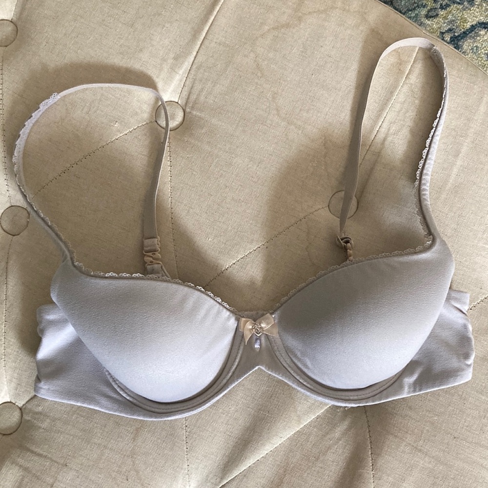 Victoria’s Secret Body By Victoria Lined Demi 34B